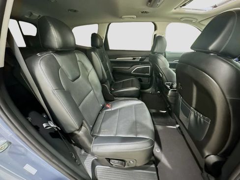 Used 2022 Kia Telluride S AWD/4WD image 30