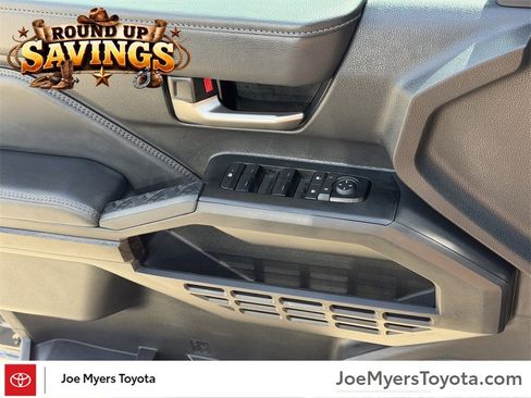 Used 2025 Toyota Tacoma Limited image 27