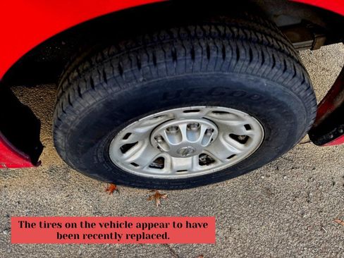 Used 2012 Nissan NV 2500 SV image 20