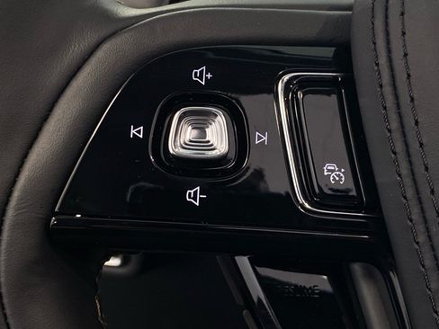 New 2026 Lincoln Aviator AWD image 20