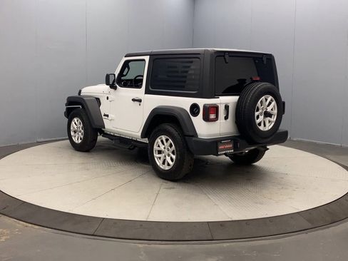 Used 2023 Jeep Wrangler Sport AWD/4WD image 3
