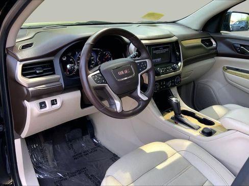 Used 2019 GMC Acadia Denali w/ Technology Package AWD/4WD image 17