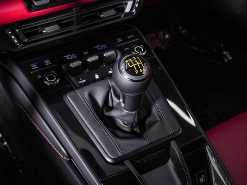Certified 2024 Porsche 911 GT3 RWD image 30