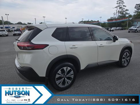 Used 2021 Nissan Rogue SV FWD image 6