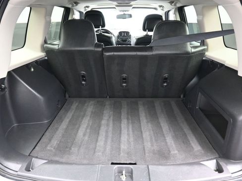 Used 2017 Jeep Patriot High Altitude image 25
