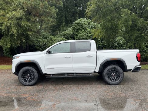 New 2026 GMC Canyon Elevation image 40