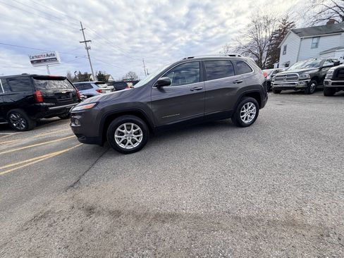 Used 2014 Jeep Cherokee Latitude image 21