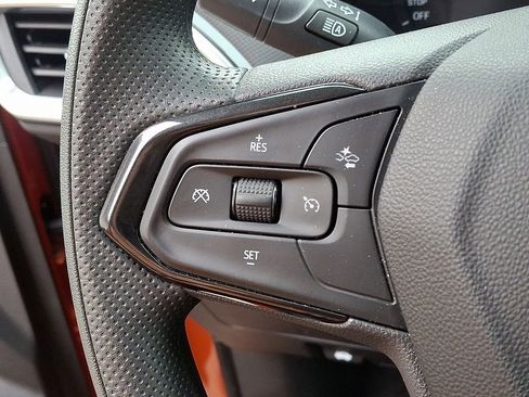 Used 2023 Chevrolet TrailBlazer LT w/ Convenience Package image 19