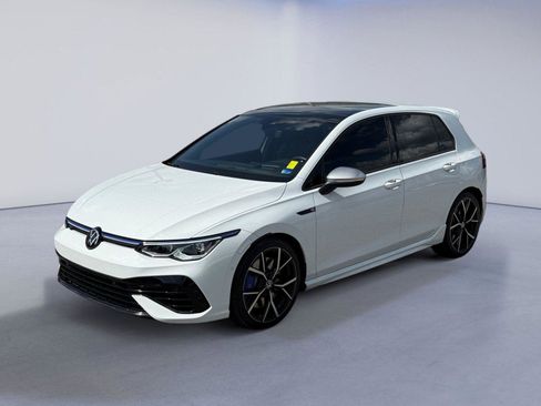 Used 2022 Volkswagen Golf R image 7