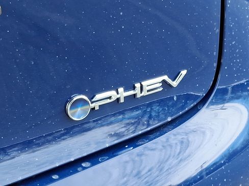 New 2026 Toyota Prius Plug-In Hybrid image 7