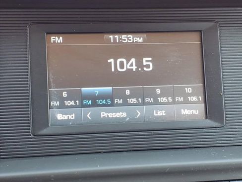 Used 2019 Hyundai Elantra SE image 5