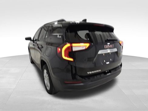 Used 2023 GMC Terrain SLE w/ Driver Convenience Package AWD/4WD image 6