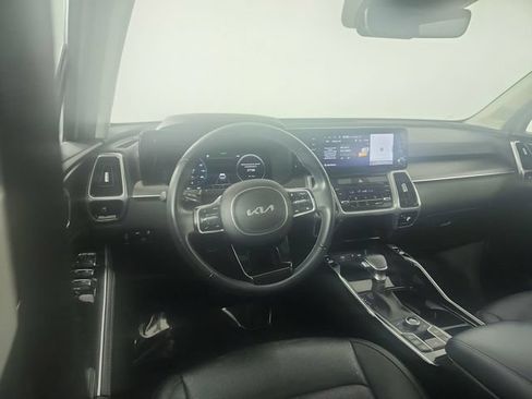 Used 2023 Kia Sorento SX AWD/4WD image 24
