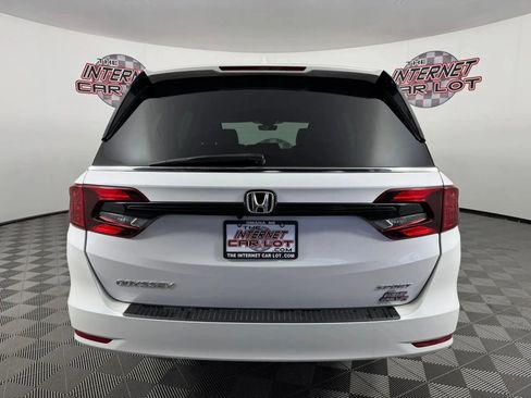 Used 2023 Honda Odyssey Sport image 6