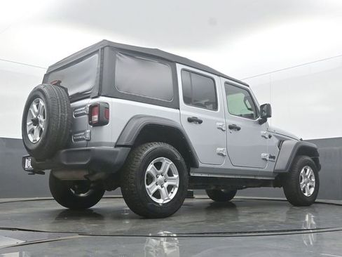 Used 2022 Jeep Wrangler Unlimited Sport AWD/4WD image 49
