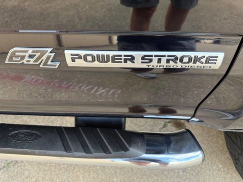 Used 2019 Ford F250 XL w/ STX Appearance Package image 26