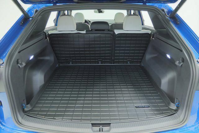 New 2025 Volkswagen Atlas Cross Sport SEL Premium R-Line AWD/4WD image 43