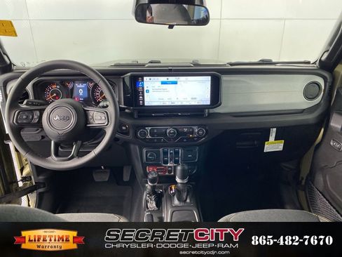 New 2026 Jeep Wrangler Unlimited Sport image 29