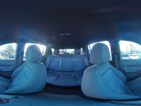 Used 2025 Chevrolet Equinox LT image 41