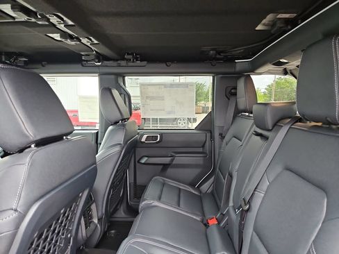 New 2026 Ford Bronco Big Bend w/ Black Diamond Package AWD/4WD image 19