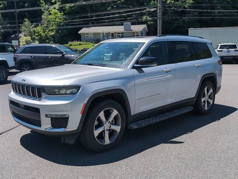 Certified 2021 Jeep Grand Cherokee L Limited w/ Trailer Tow Group (B) AWD/4WD image 9