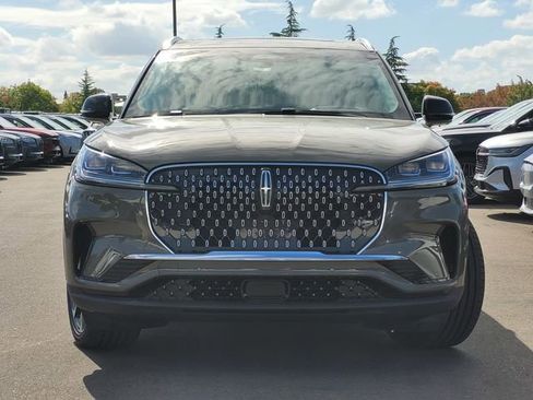 New 2025 Lincoln Aviator Reserve w/ Equipment Group 201A image 3