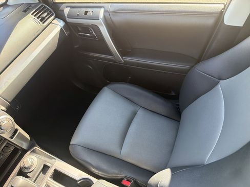 Used 2023 Toyota 4Runner SR5 Premium image 11