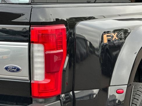 Used 2019 Ford F450 Platinum w/ Platinum Ultimate Package AWD/4WD image 25
