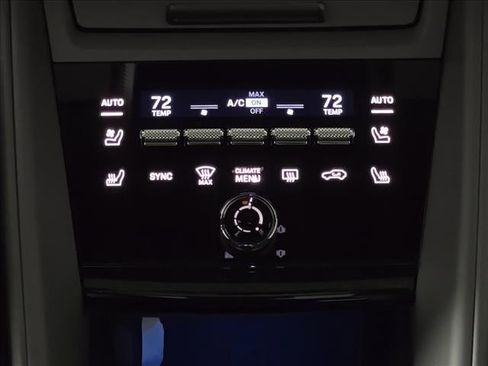 Certified 2025 Porsche Macan 4S Electric image 23