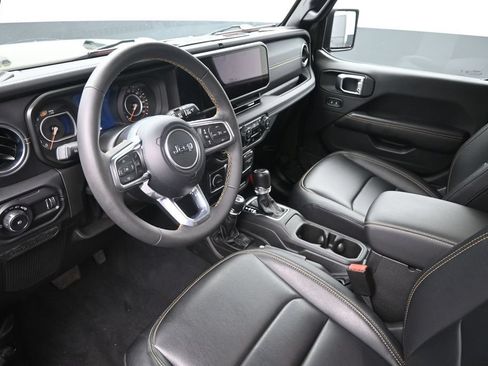 Used 2024 Jeep Wrangler Unlimited Sahara w/ Dual Top Group AWD/4WD image 20