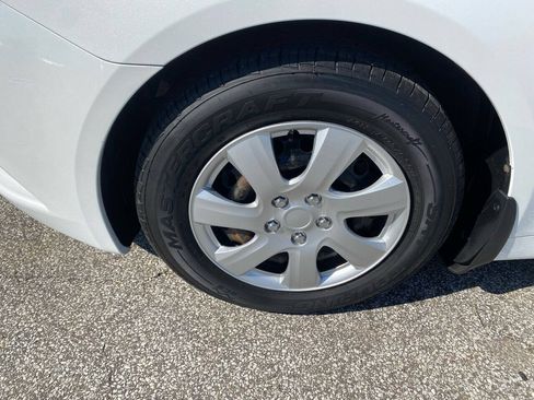 Used 2011 Hyundai Sonata GLS FWD image 13