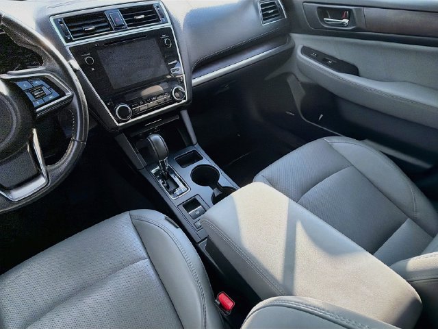 Used 2019 Subaru Outback 3.6R Limited AWD/4WD image 19