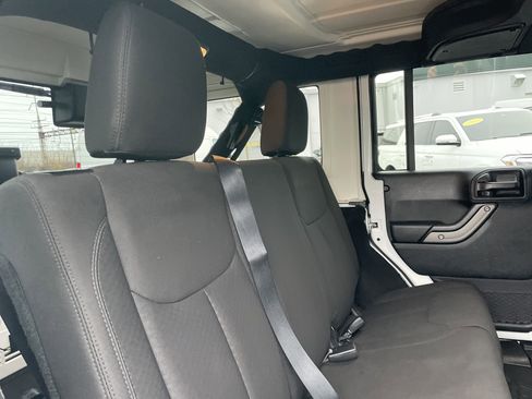 Used 2017 Jeep Wrangler Unlimited Sport w/ Quick Order Package 24S image 19