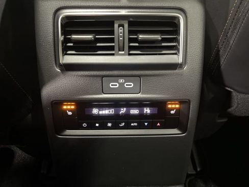 Certified 2026 MAZDA CX-90 3.3 Turbo w/ Premium Plus Pkg AWD/4WD image 35
