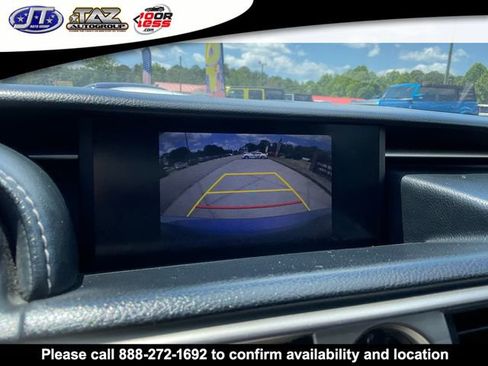Used 2015 Lexus IS 250 RWD image 18