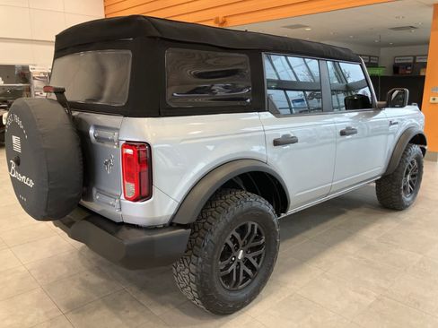Used 2023 Ford Bronco 4-Door image 5