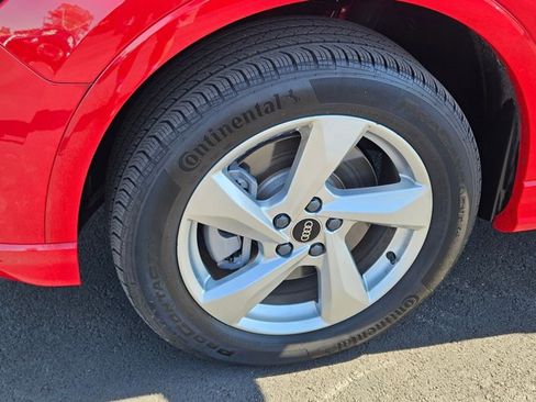 Used 2022 Audi Q3 2.0T Premium AWD/4WD image 23