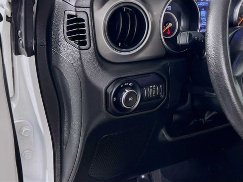 Used 2022 Jeep Wrangler Unlimited Sport AWD/4WD image 10