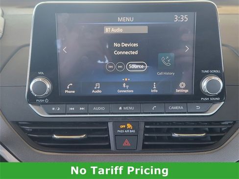 Used 2024 Nissan Altima 2.5 SR image 16