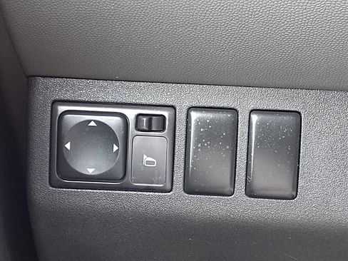 Used 2011 Nissan Xterra S w/ 4X2 Value Package image 20