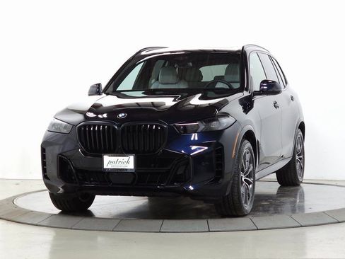 Used 2026 BMW X5 xDrive40i w/ M Sport Package image 4