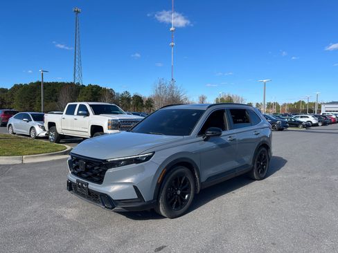 Used 2023 Honda CR-V Sport image 4