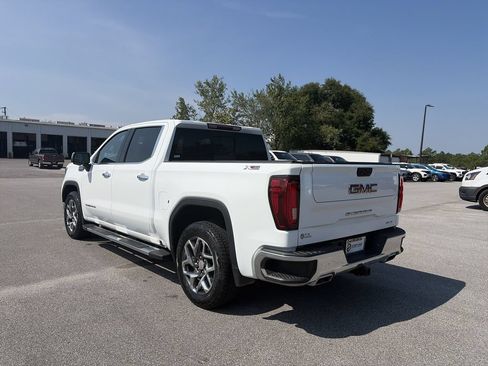 Used 2023 GMC Sierra 1500 SLT w/ SLT Premium Package AWD/4WD image 5
