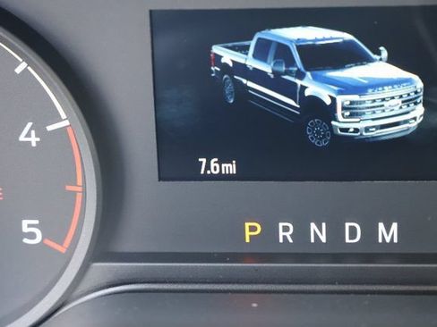 Used 2024 Ford F550 4x4 Regular Cab Super Duty image 32