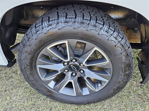 Used 2021 Chevrolet Silverado 1500 Custom w/ LPO, Dark Essentials Package image 9