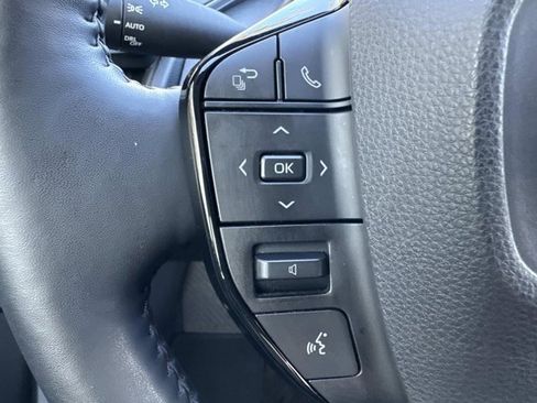 Used 2023 Toyota Prius XLE image 26