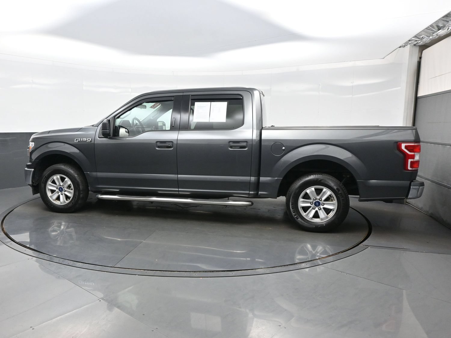 Used 2018 Ford F150 XLT RWD image 3