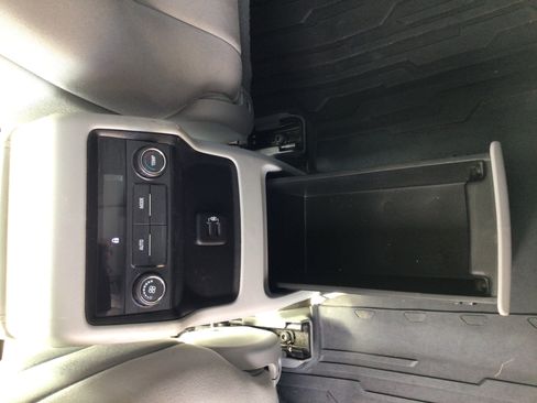 Used 2019 GMC Acadia SLE AWD/4WD image 11