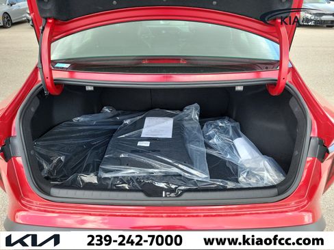 New 2026 Kia K4 FWD image 10