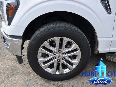 Used 2024 Ford F150 Lariat w/ FX4 Off-Road Package AWD/4WD image 9